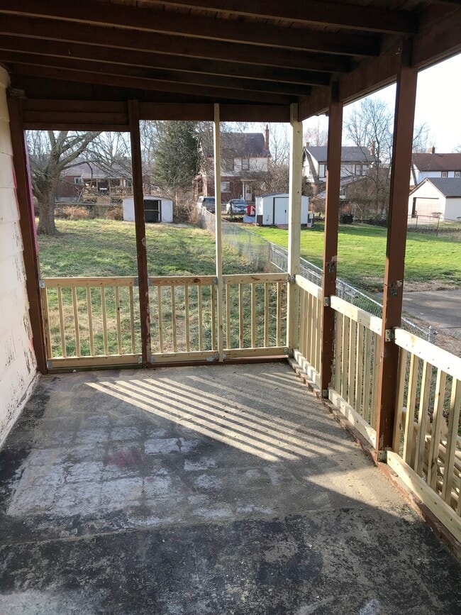 Building Photo - 4975 Western Hills Ave