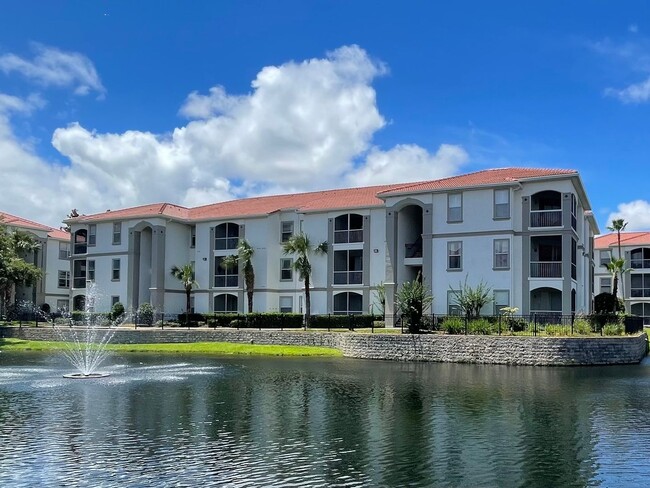Building Photo - 2 Bed 2 Bath in Bella Terra Condominiums