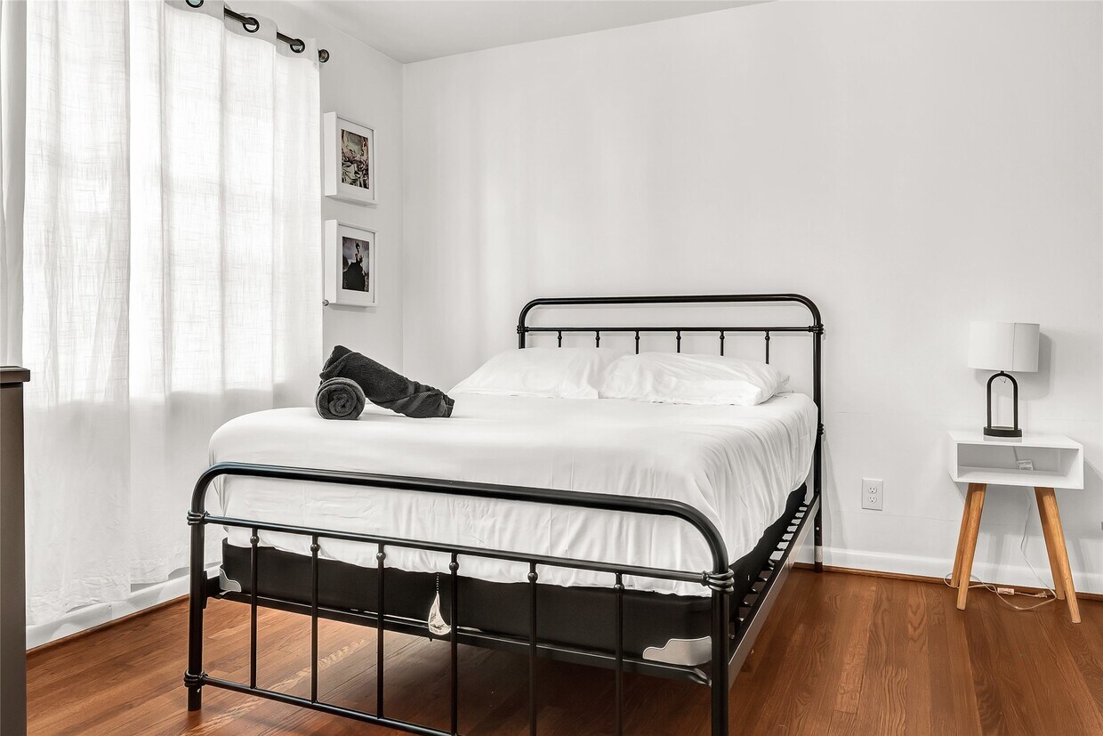 Foto del edificio - 5604 Flack St