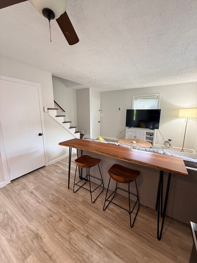 Foto del edificio - 1621 Brandon Ave SW