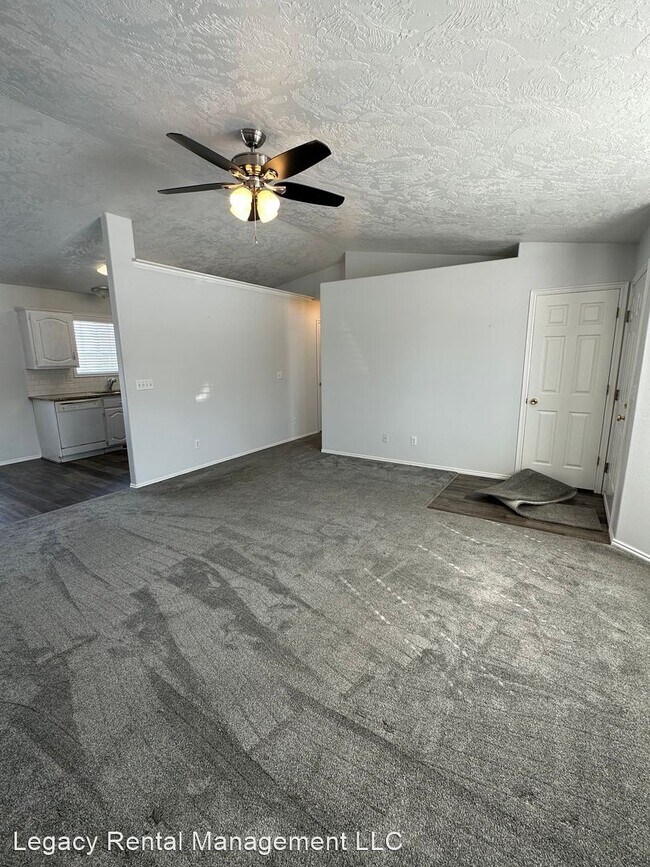 Foto del edificio - 3 br, 1 bath House - 723 Laleene Dr