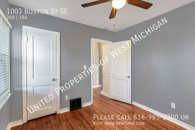 Building Photo - Available Now | Cute 2 Bedroom, 1 Bathroom...