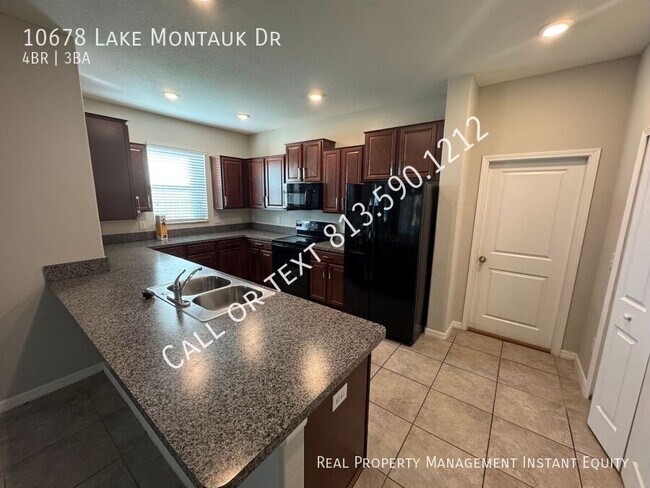 Foto del edificio - 10678 Lake Montauk Dr