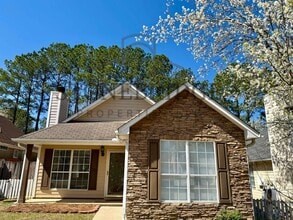 Building Photo - 1016 Wyndham Ln