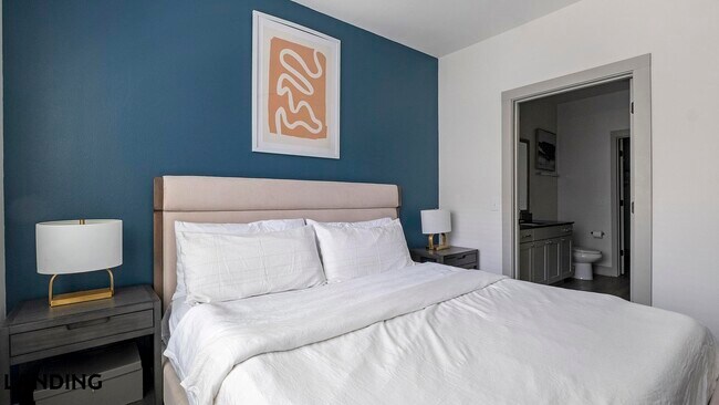 Foto del edificio - 1950 Winrock Blvd