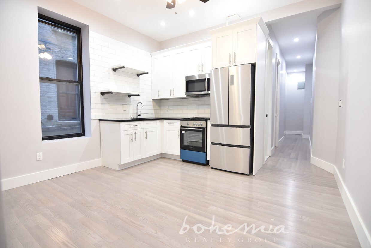 Foto principal - 611 W 135th St