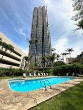 Building Photo - 930 Kaheka St
