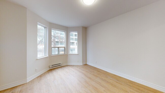 Photo du bâtiment - 399 Dupont Street