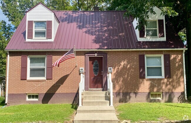 Building Photo - 412 N 9th St