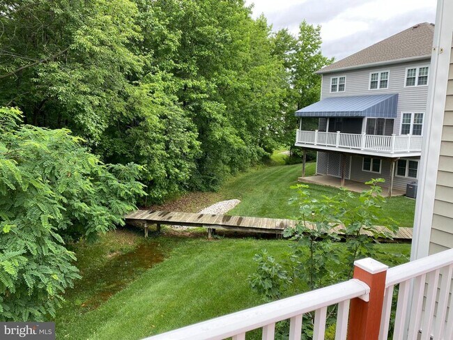 Foto del edificio - 17 Hidden Cove Ct