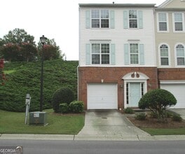 Building Photo - 1112 Thornborough Dr