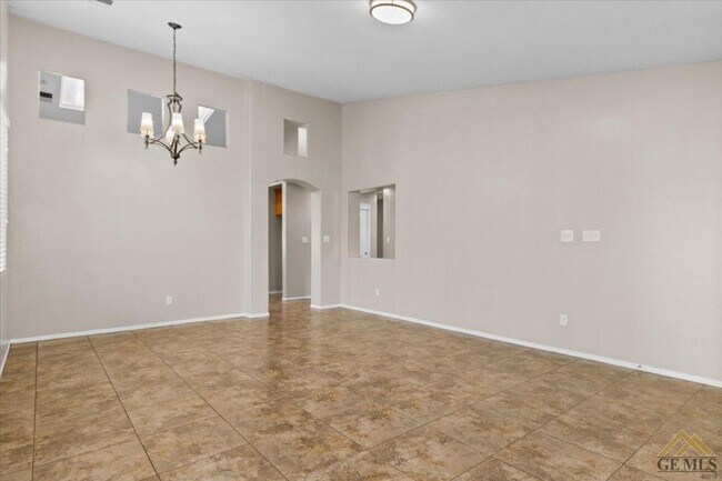 Building Photo - Beautiful House for Rent NW Bakersfield - Coming Soon!