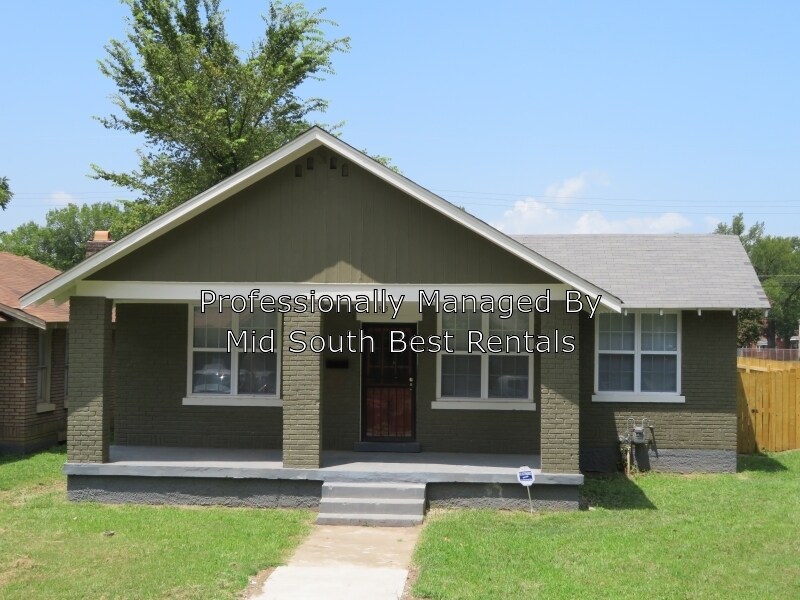 Primary Photo - 933 N McNeil St