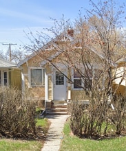 Building Photo - 2074 King St