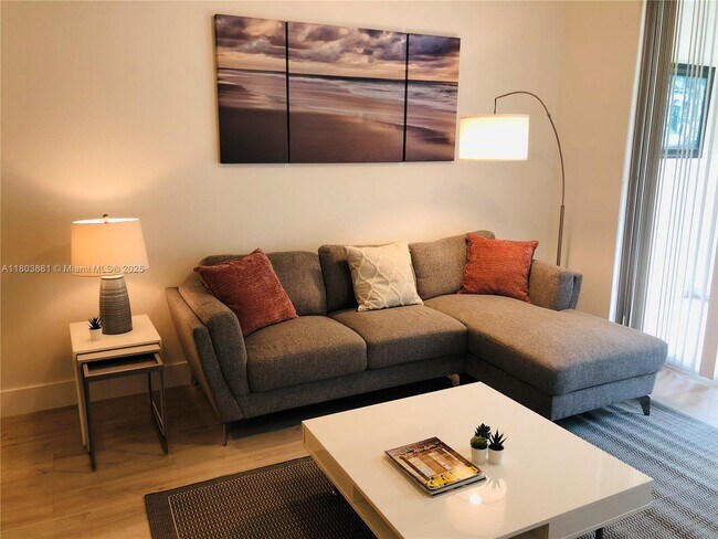 Foto del edificio - 17100 N Bay Rd