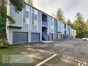 Building Photo - 3602 SW Beaverton Hillsdale Hwy