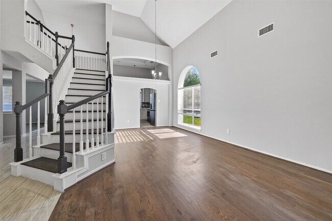 Foto del edificio - 17711 Shelby Oaks Cir