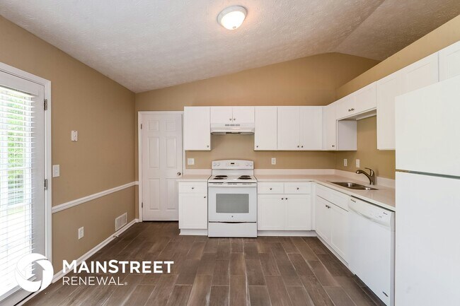 Foto del edificio - 3275 Creekwood Dr