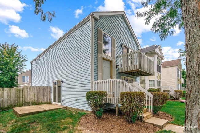 Building Photo - 911 Symphony Dr