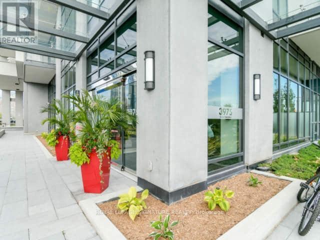 Building Photo - 3975-3975 Grand Park Dr