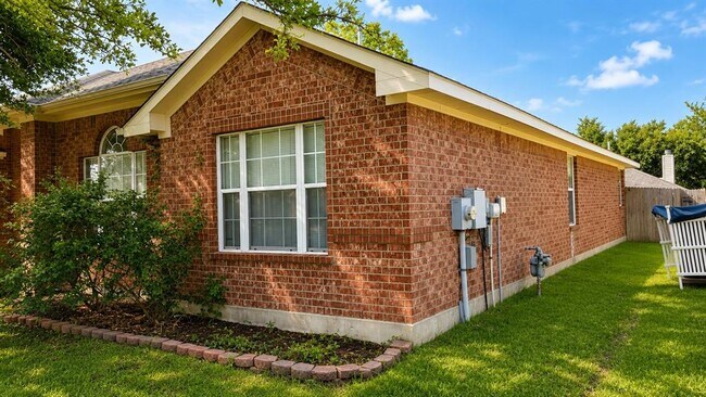 Foto del edificio - 126 Copperwood Loop