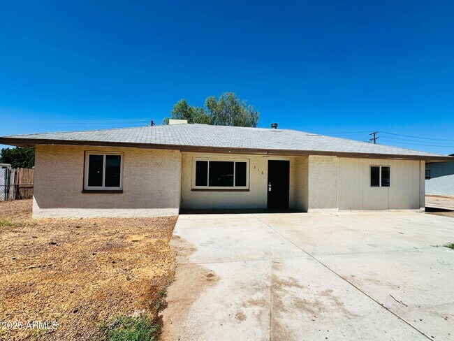 Foto del edificio - 316 N 84th Pl