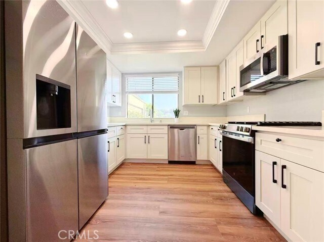 Foto del edificio - 239 Linwood Ave