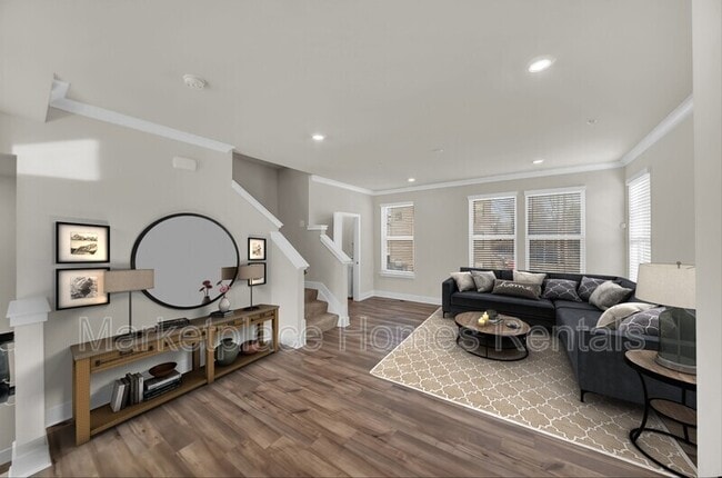 Building Photo - 1501 Roland Heights Ave