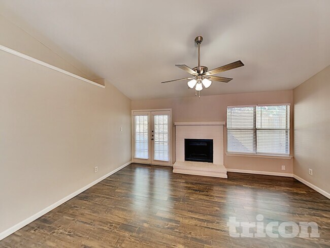 Foto del edificio - 1423 Ardmore Dr