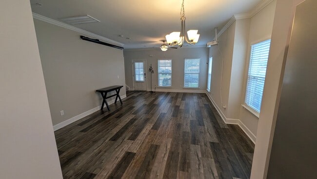 Building Photo - 531 Farmstead Ln