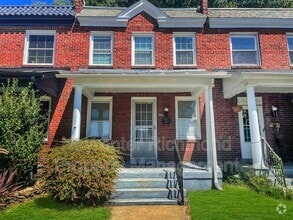 Building Photo - 3014 W Leigh St