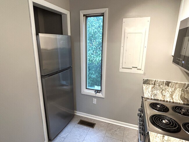 Foto del edificio - 209 Monticello Ave