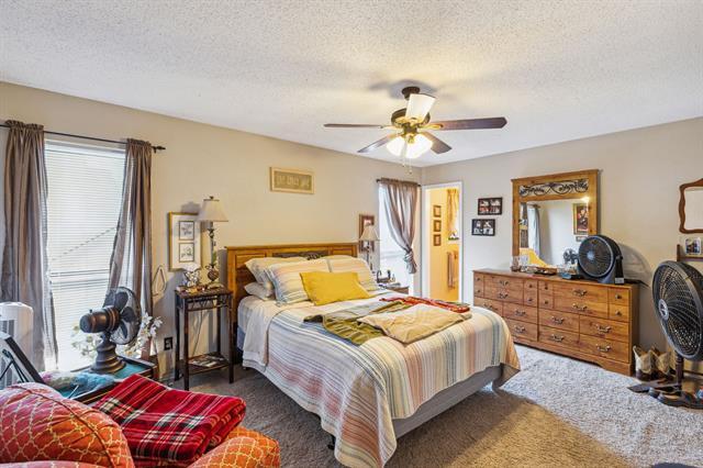 Foto del edificio - 9223 Highedge Cir