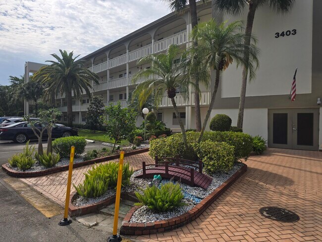 Foto del edificio - 3403 Bimini Ln