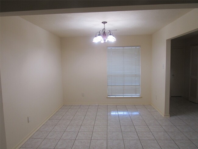 Building Photo - 5418 Imperial Grove Dr