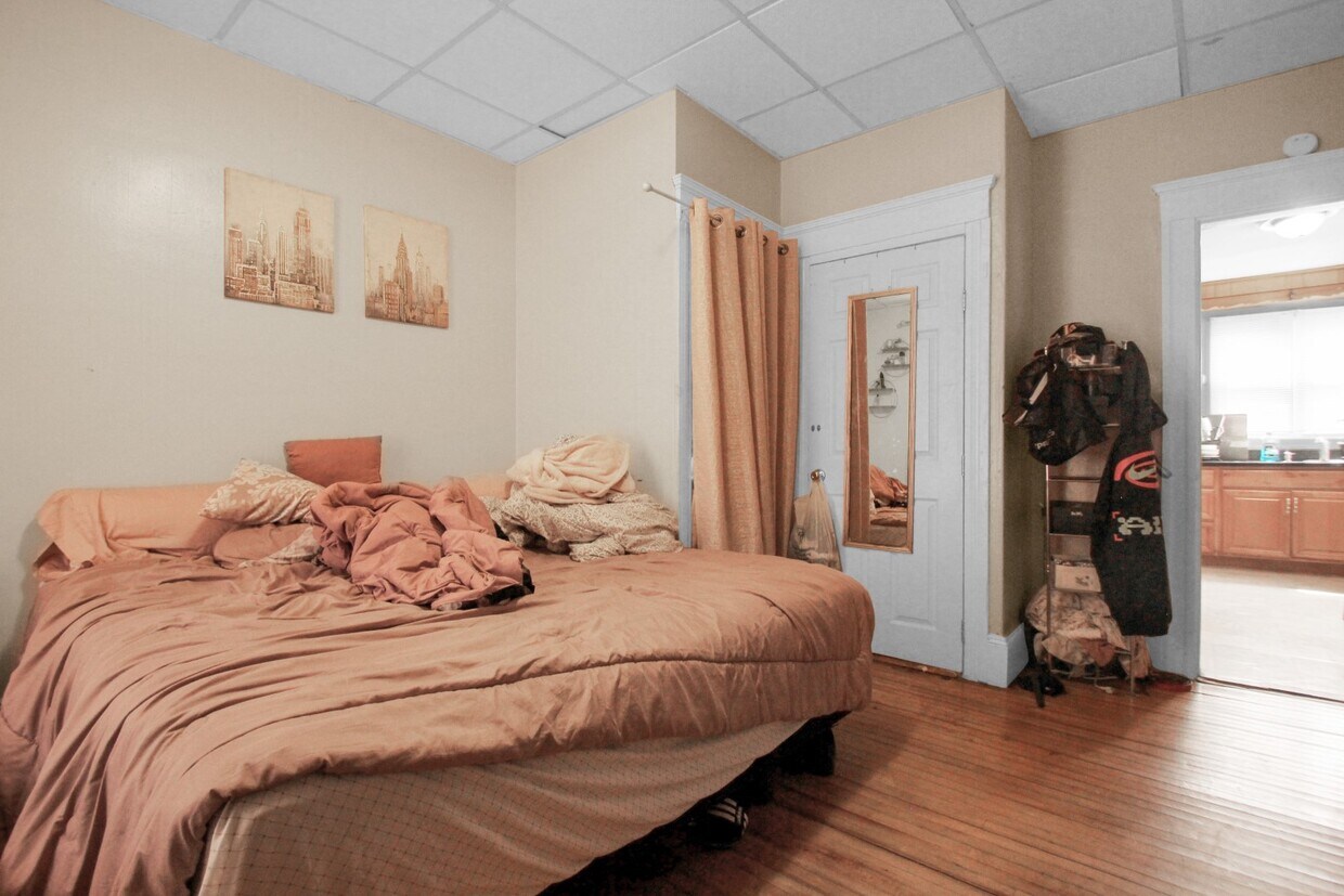 83 Sunray St Unit 2, Lawrence, MA 01841 Apartments in Lawrence, MA