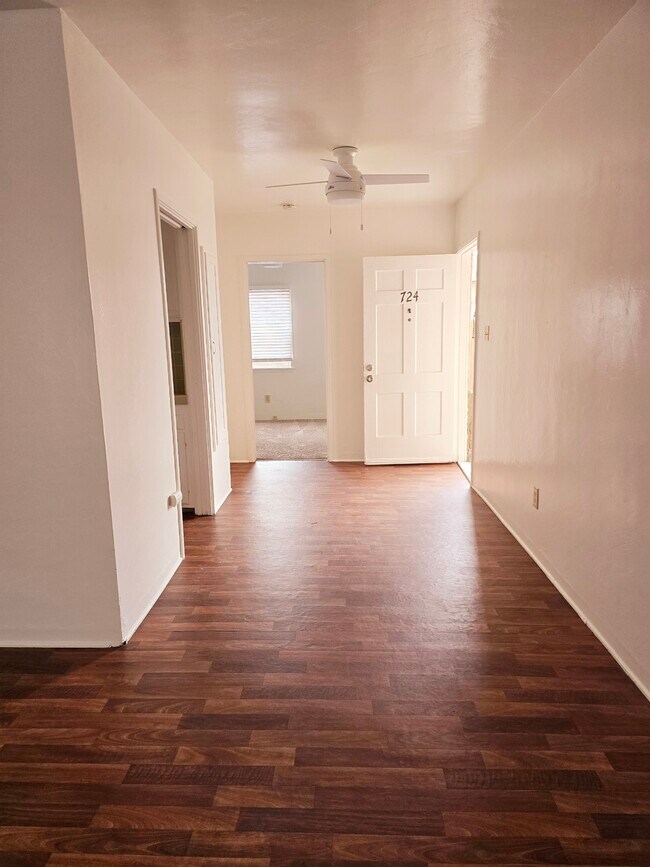 Foto del edificio - 724 Emerald St