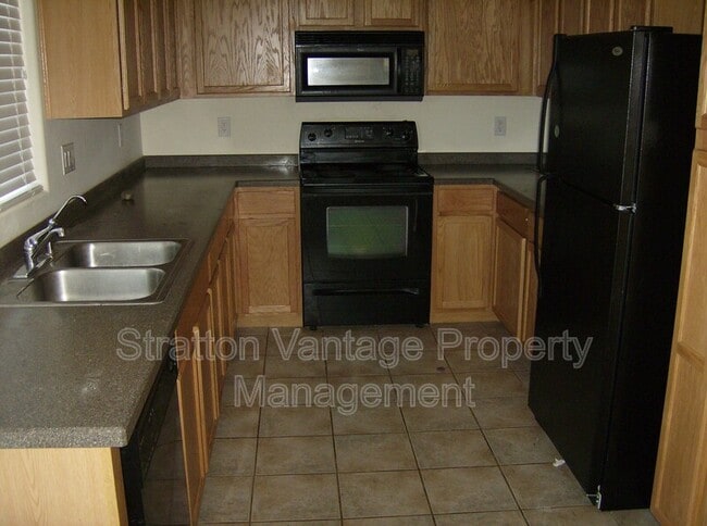 Building Photo - 5500 S Dove Valley