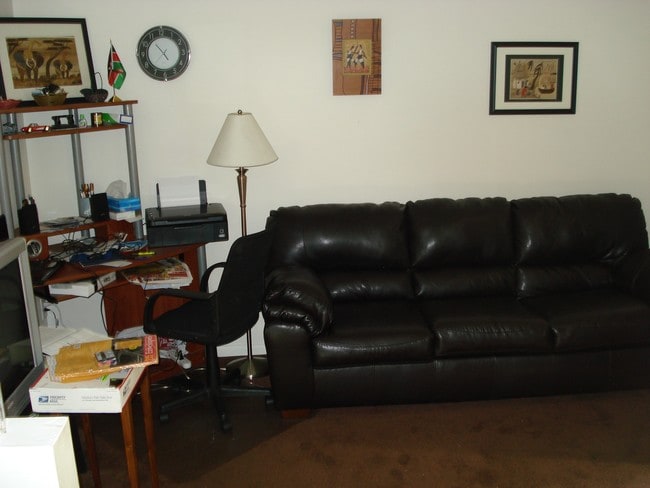 Living Room - 416 E Warnock Ave