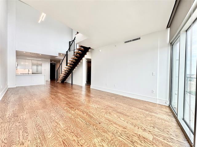 Building Photo - 2500 N Houston St