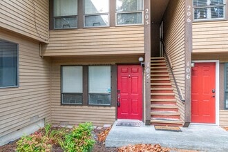 Building Photo - 1101 SW Harrier Cir
