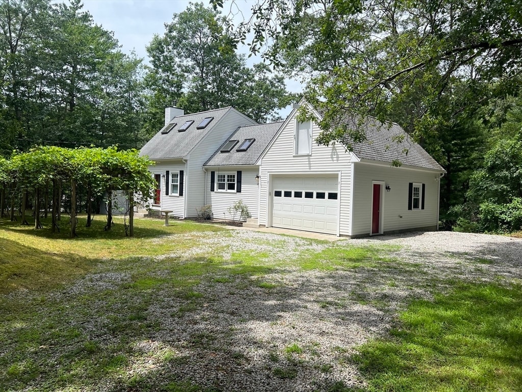 Primary Photo - 22 Warren Ln