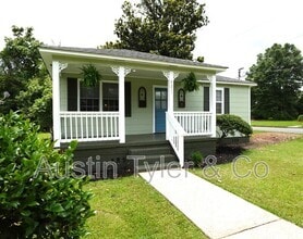 Building Photo - 4351 Kelly Ave