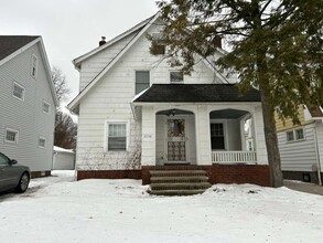 Building Photo - 3398 Winsford Rd