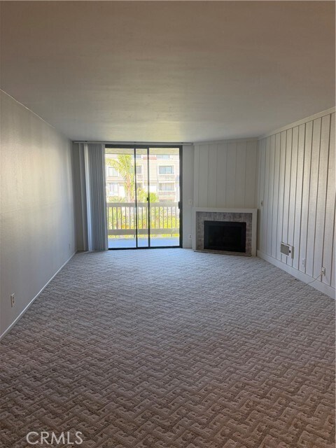 Foto del edificio - 999 N Pacific St