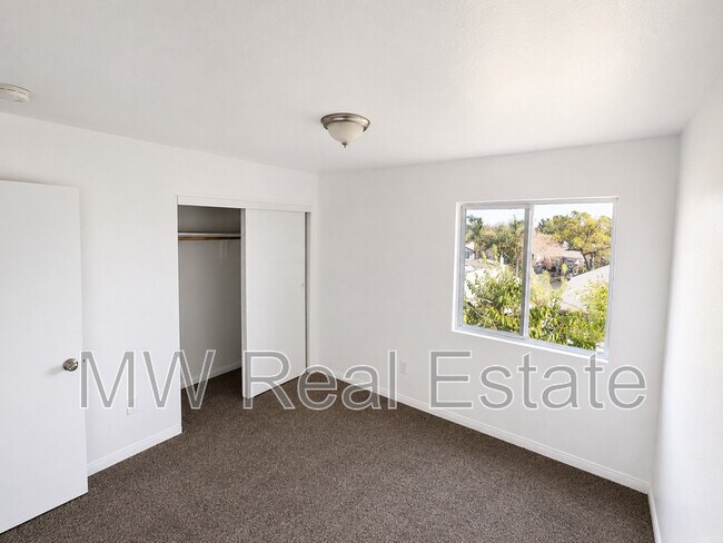 Foto del edificio - 238 E 81st St