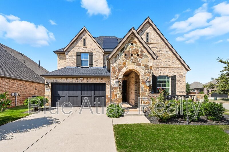 Foto principal - 4983 Stornoway Dr