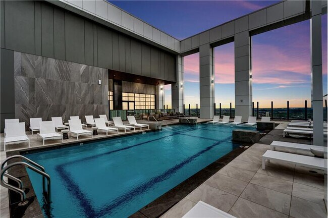 Foto del edificio - 807 Crawford St