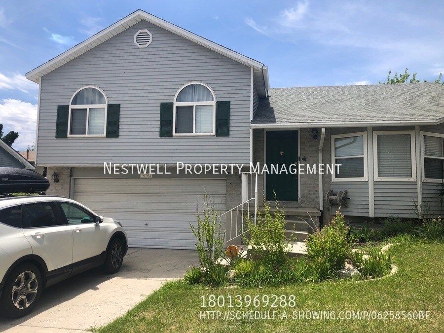 Taylorsville Multilevel Home 3 Bedrooms House for Rent in