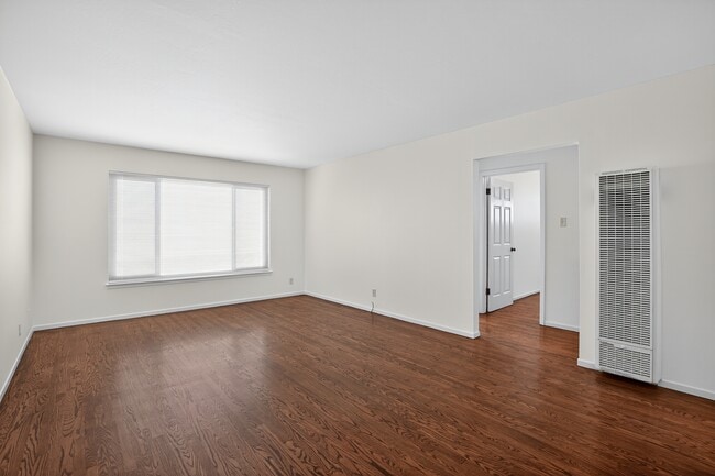 Building Photo - 117 Santa Lucia Ave